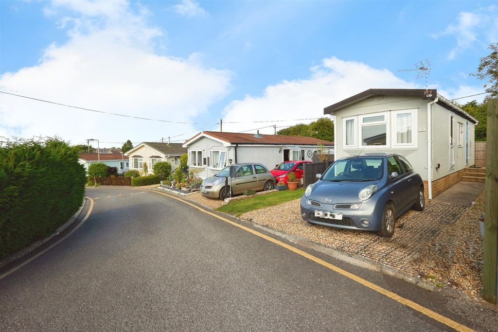 Additional image 2 of 1 bed mobile/park home for saleHolders Road, Amesbury, Salisbury SP4