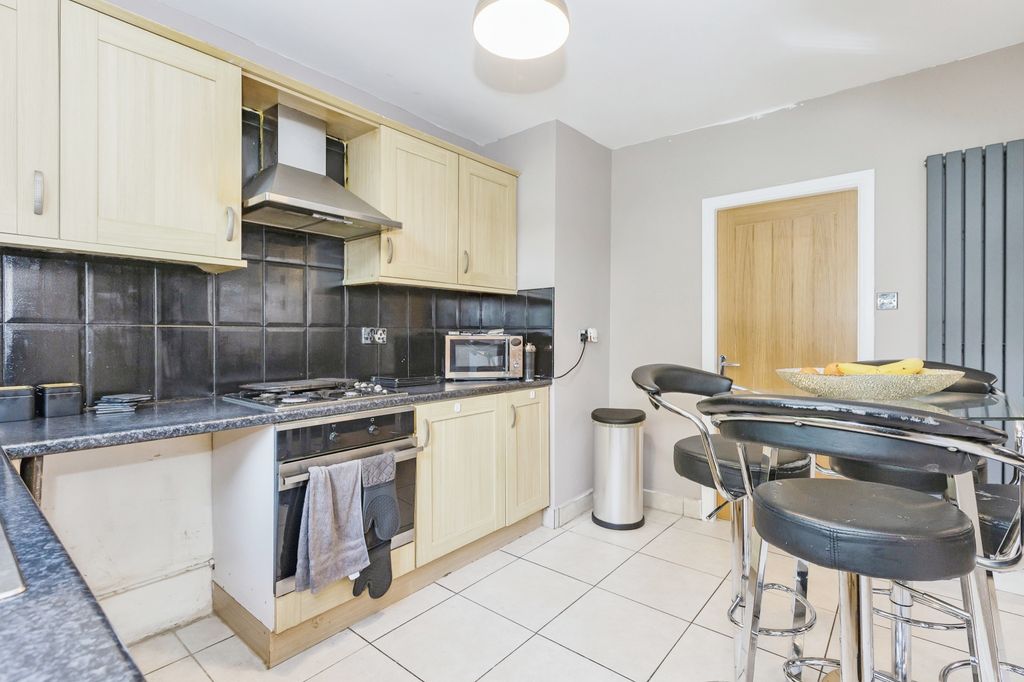 Additional image 2 of 4 bed detached house for saleAylestone Drive, Leicester, Leicestershire LE2