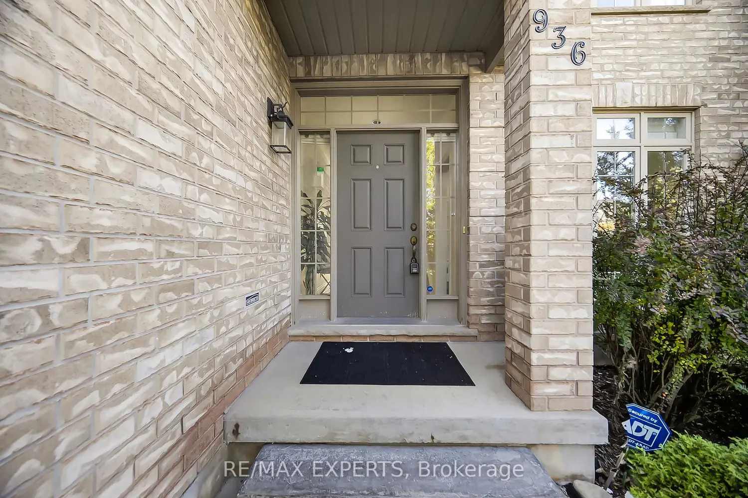 Additional image 3 of 936 Talisman Crescent