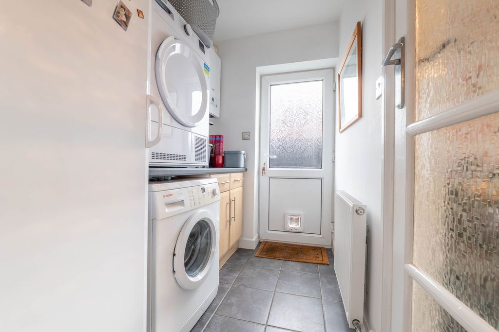 Additional image 9 of 4 bed semi-detached house for saleOakfield Avenue, Birstall, Leicester LE4