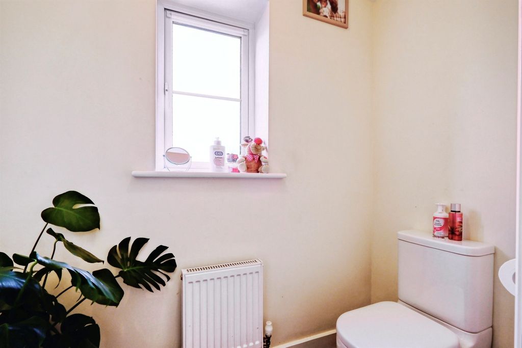 Additional image 4 of 4 bed detached house for saleHaragon Drive, Amesbury, Salisbury SP4