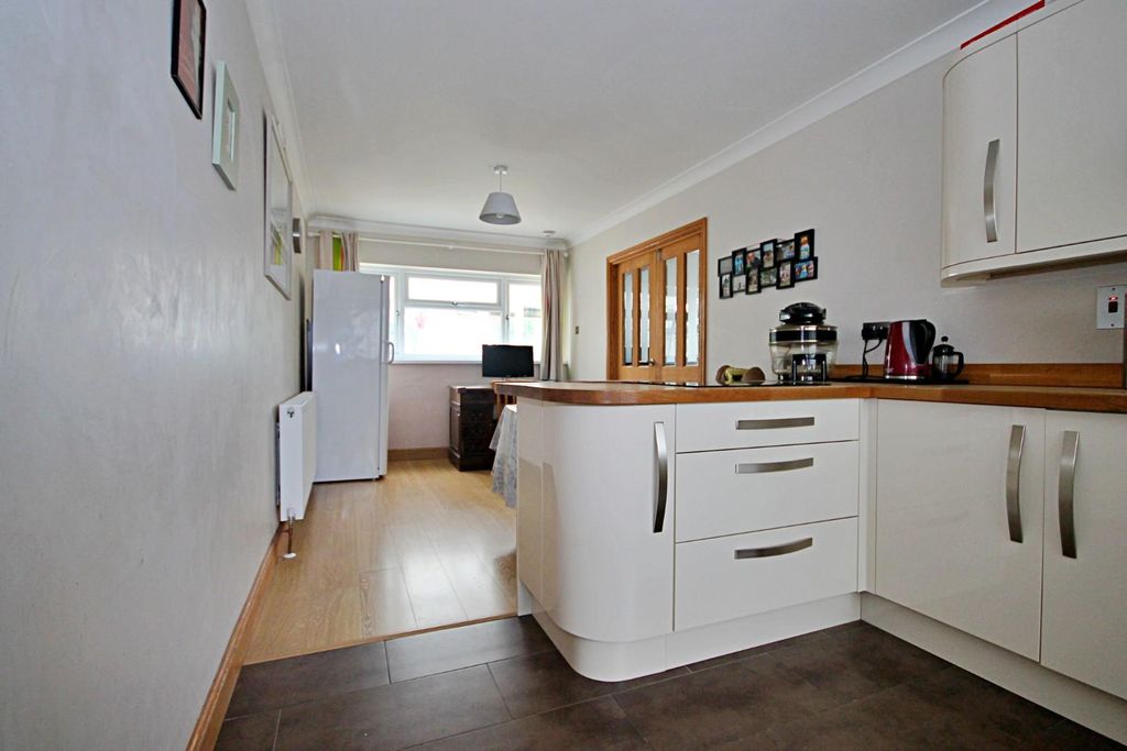 Additional image 7 of 3 bed detached house for saleWigford Road, Dosthill, Tamworth B77