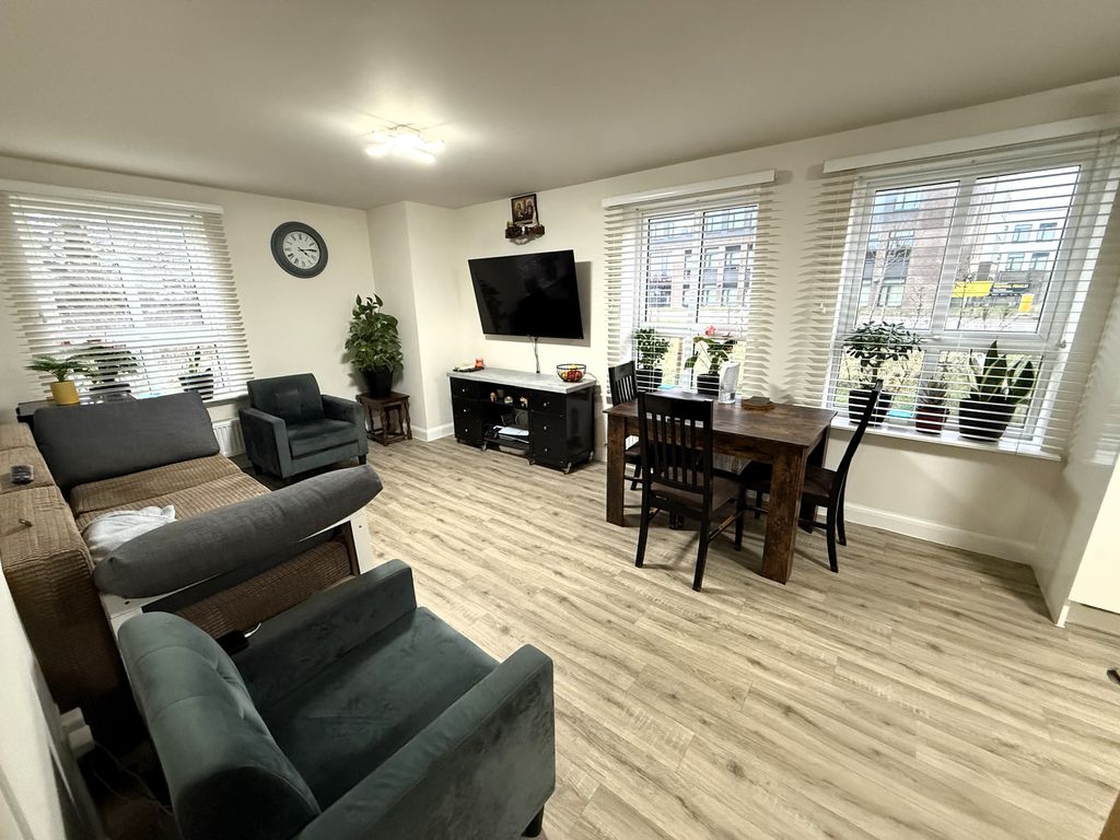 Additional image 2 of 2 bed flat for saleHeron House, Semington Strand, Swindon SN1