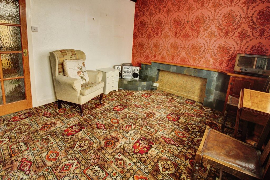 Additional image 2 of 3 bed terraced house for saleLong Lane, Walsall WS6