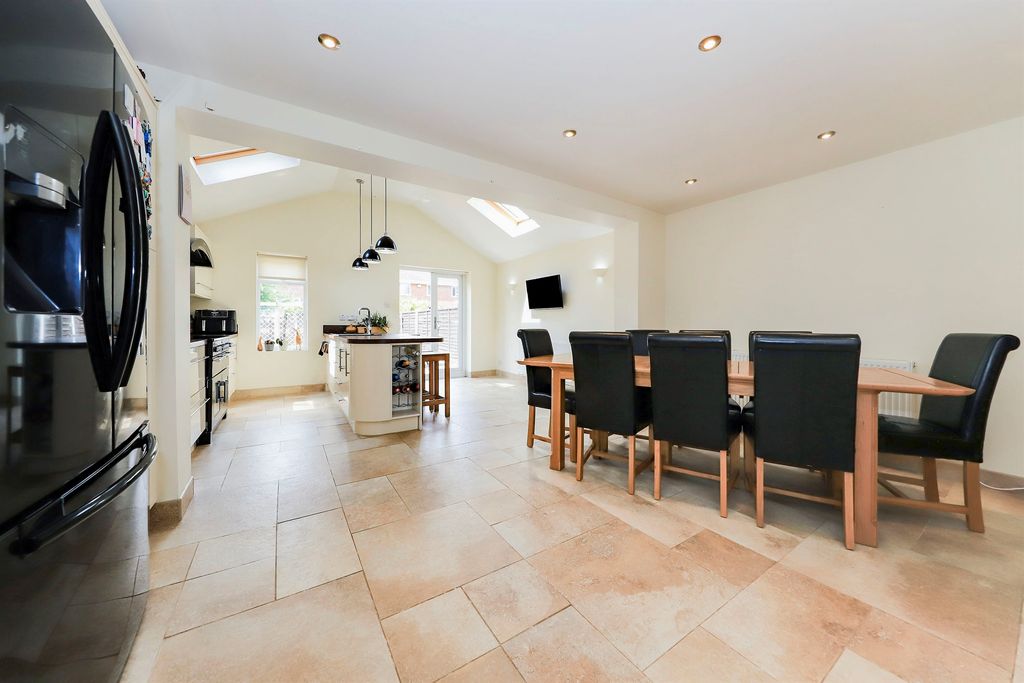 Additional image 14 of 4 bed detached house for salePrimrose Gardens, Featherstone, Wolverhampton WV10
