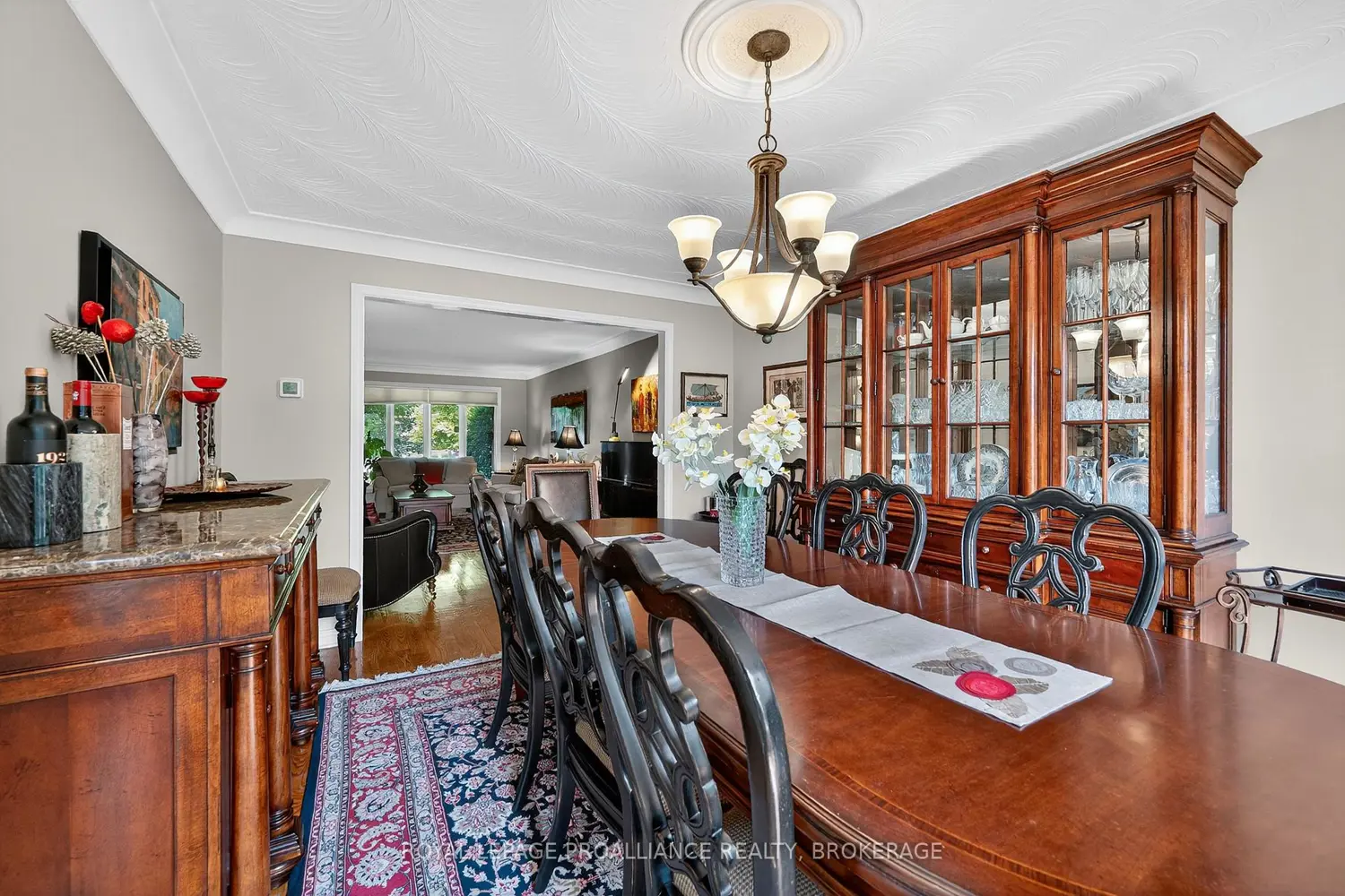Additional image 5 of 1098 Caitlin Crescent