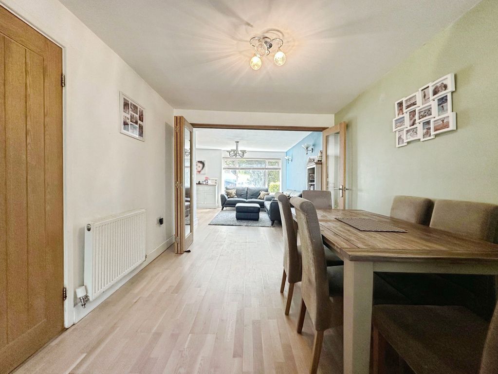 Additional image 6 of 3 bed semi-detached house for saleOak Hill, Finchfield, Wolverhampton WV3