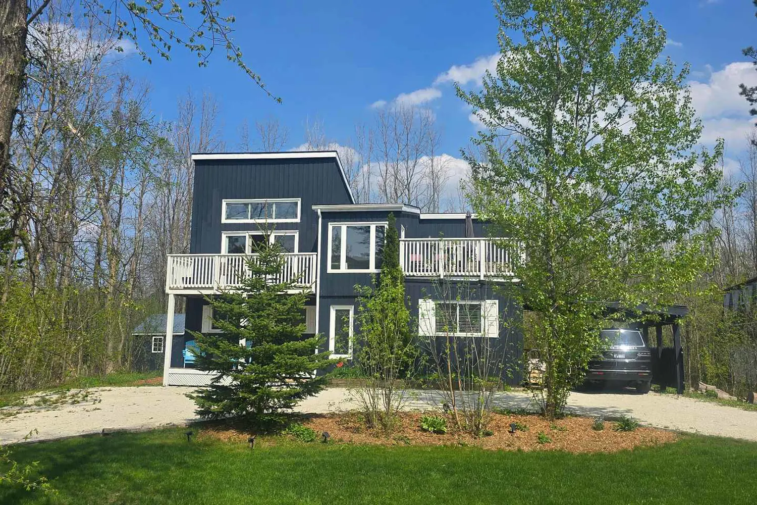 111 Martin Grove
