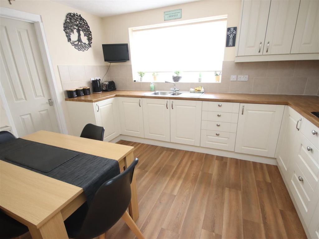 Additional image 5 of 4 bed detached house for saleThomas Mead, Pewsham, Chippenham SN15
