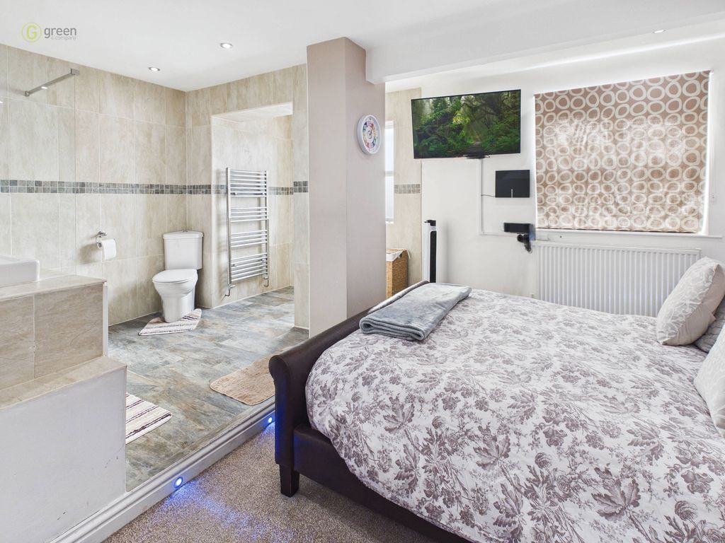 Additional image 16 of 4 bed semi-detached house for saleSuffolk Way, Fazeley, Tamworth B78