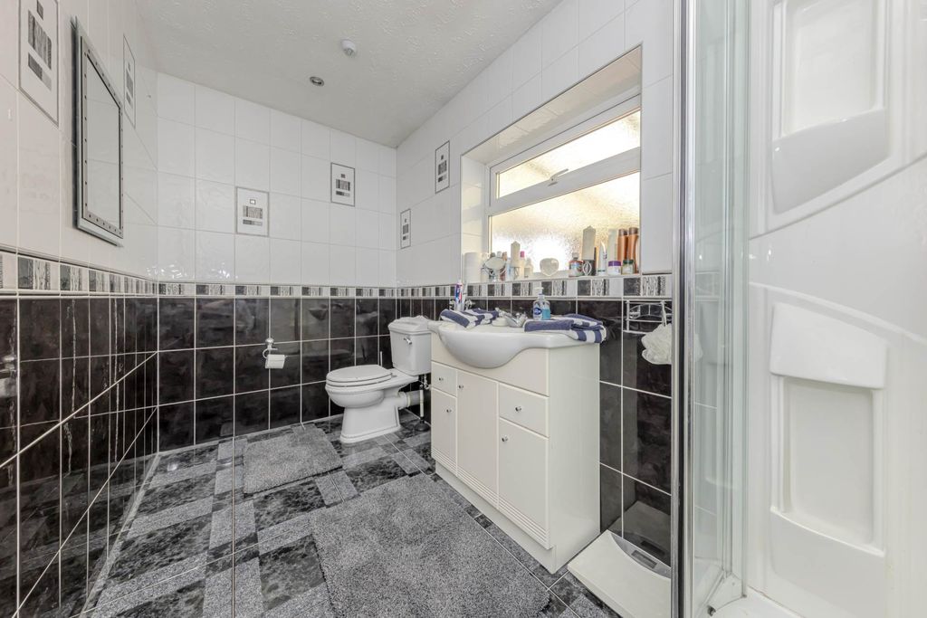 Additional image 12 of 3 bed detached house for saleOrwell Drive, Stoke On Trent ST3