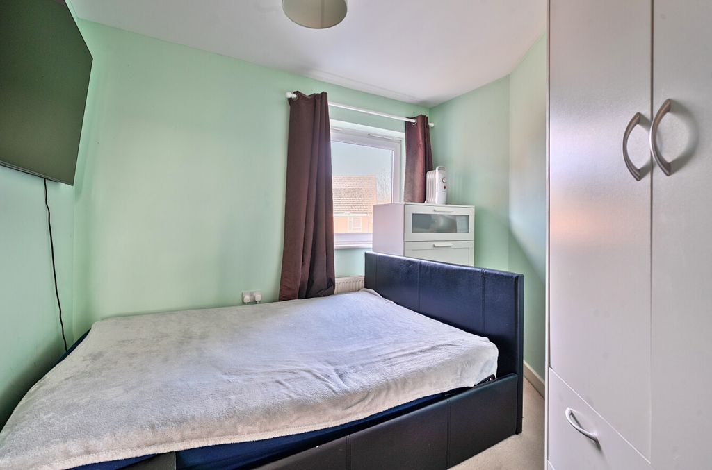 Additional image 5 of 2 bed flat for saleFlax Mill Park, Devizes, Wiltshire SN10