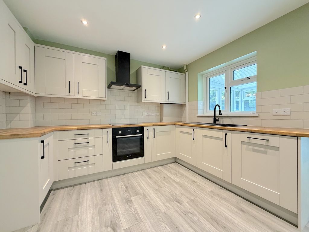 Additional image 4 of 2 bed semi-detached house for saleLavender Close, Pendeford, Wolverhampton WV9