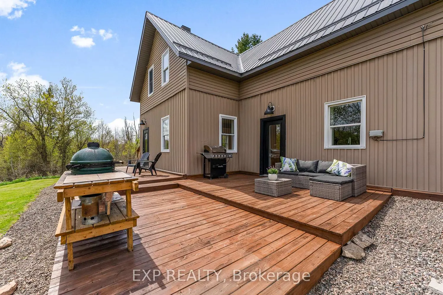 1724B Kohlsmith Road photo 2