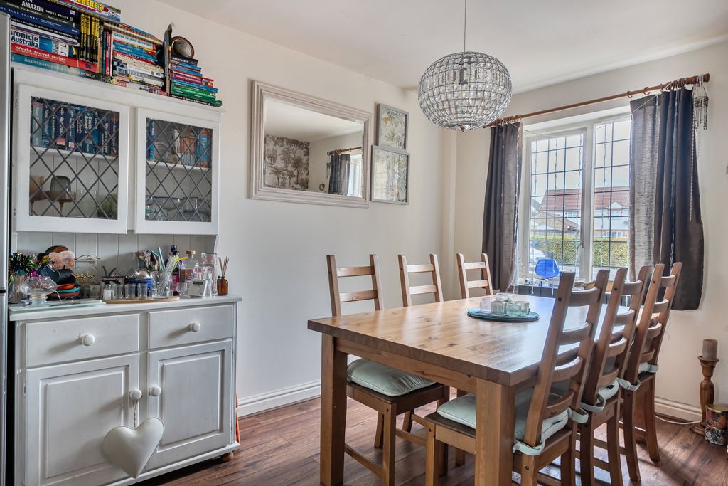 Additional image 8 of 4 bed detached house for saleRiverside Drive, Monkton Park, Chippenham SN15