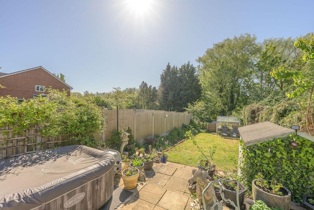 Additional image 21 of 4 bed property for saleSandringham Road, Wombourne, Wolverhampton WV5