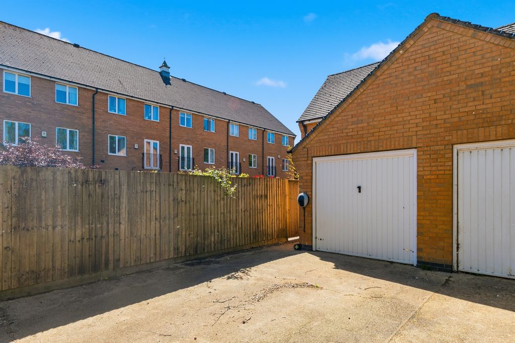 Additional image 9 of 4 bed property for saleFirs Avenue, Uppingham, Oakham LE15