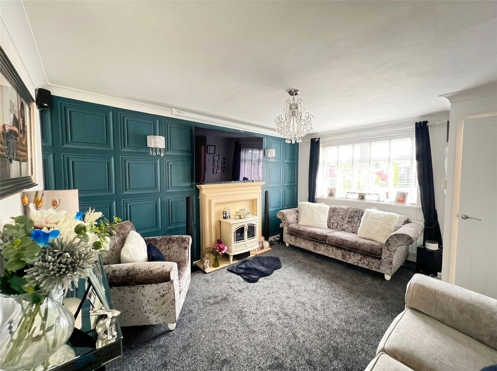 3 bed detached house for saleCleveland Walk, Western Downs, Stafford, Staffs ST17 photo 2