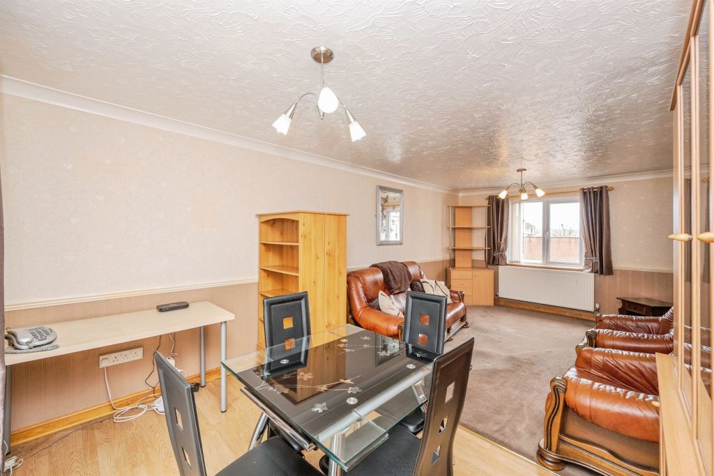 Additional image 9 of 3 bed semi-detached house for saleGilbert Road, Lichfield WS13