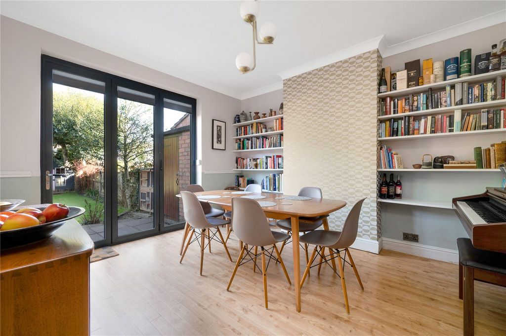 Additional image 7 of 3 bed semi-detached house for saleHighgate Drive, West Knighton, Leicester LE2