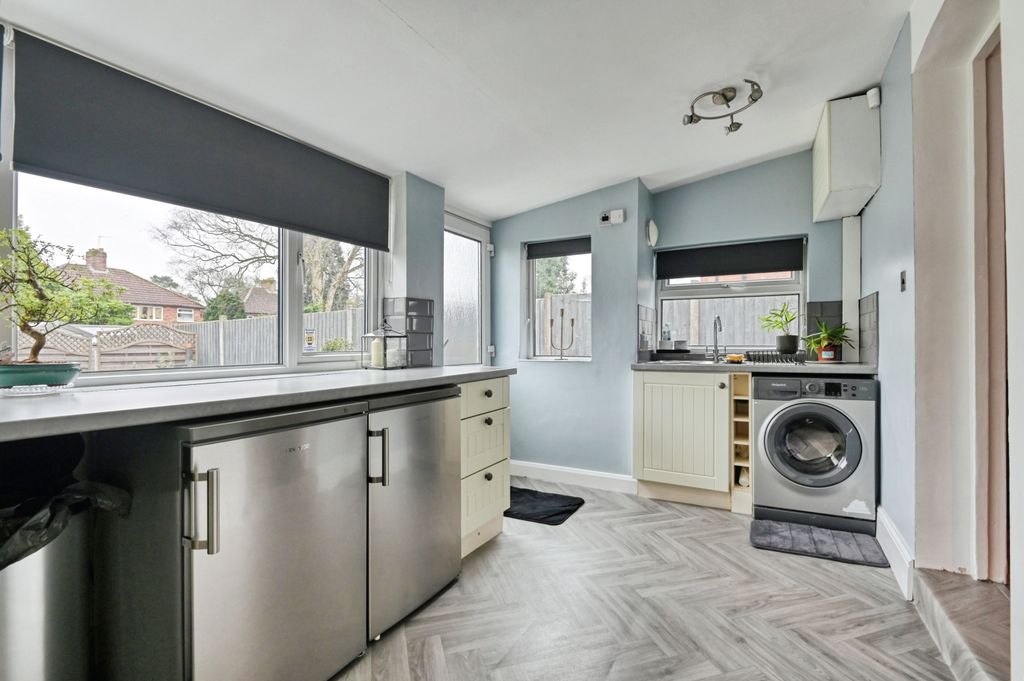 Additional image 8 of 3 bed semi-detached house for saleSutton Road, Tamworth B78
