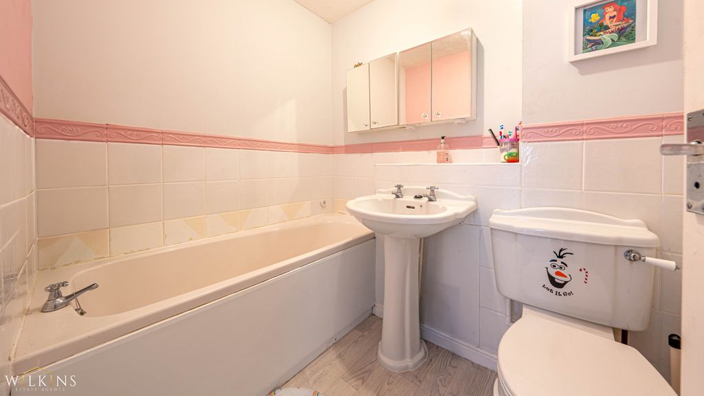 Additional image 17 of 3 bed semi-detached house for saleGlendale Court, Wilnecote, Tamworth, Staffordshire B77