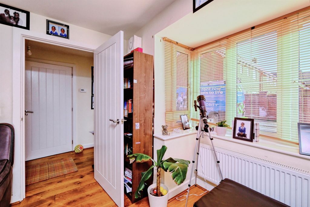 Additional image 6 of 4 bed detached house for saleHaragon Drive, Amesbury, Salisbury SP4