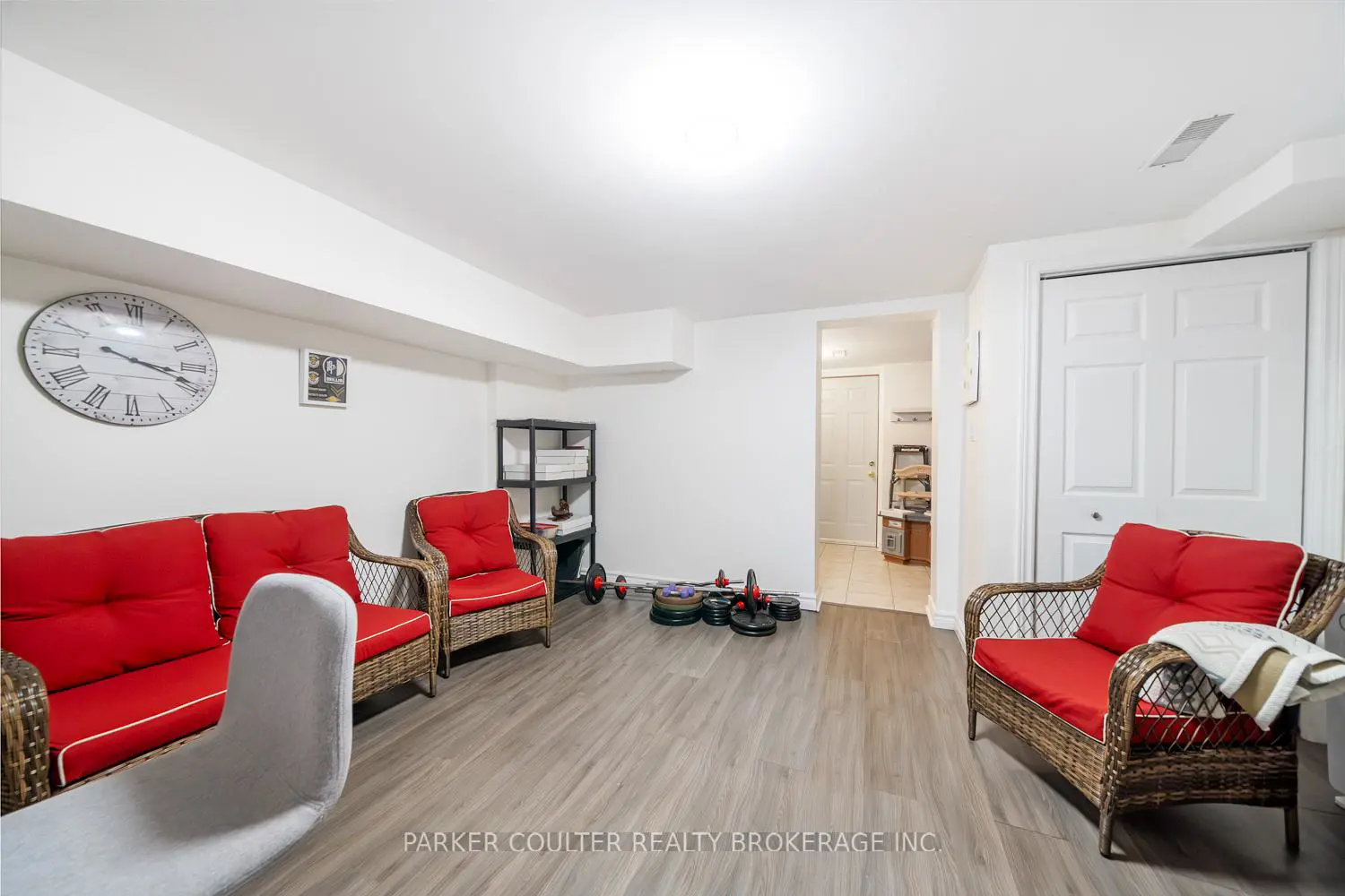 Additional image 12 of 3367 Azcona Avenue
