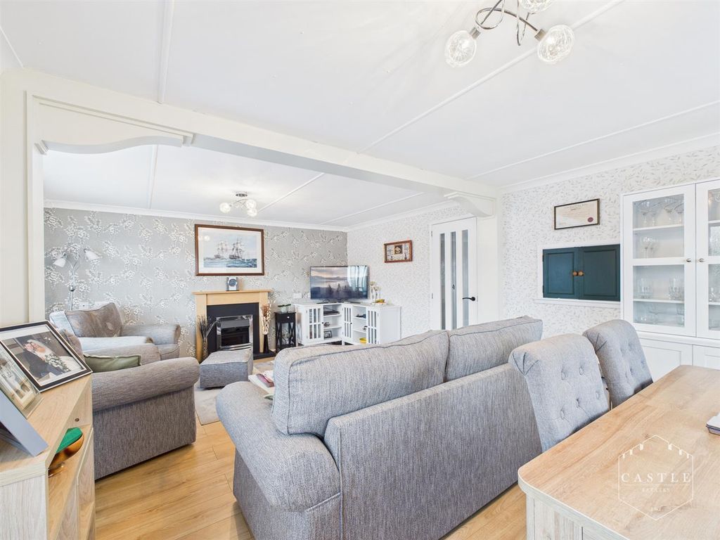 Additional image 3 of 2 bed detached bungalow for saleSpringfield Park, Wykin Road, Hinckley LE10