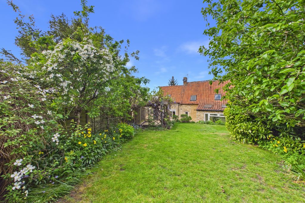 Additional image 38 of 3 bed cottage for saleShepherds Walk, Belmesthorpe, Stamford, Lincolnshire PE9