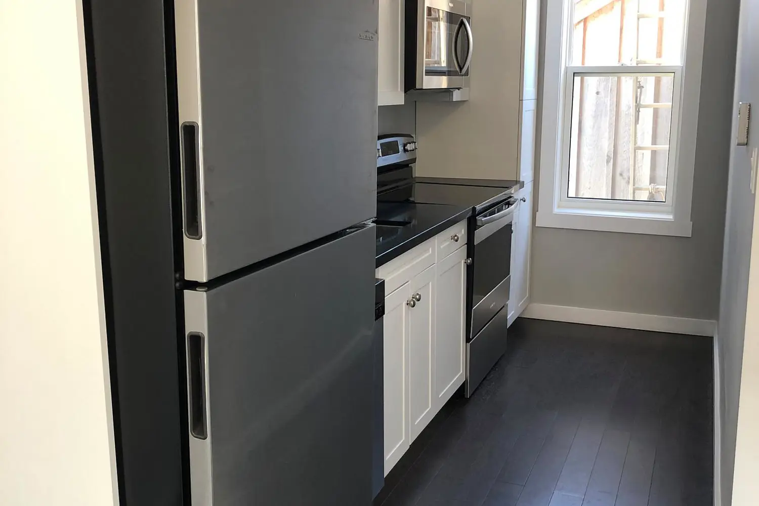 Additional image 12 of 552 7Th Avenue