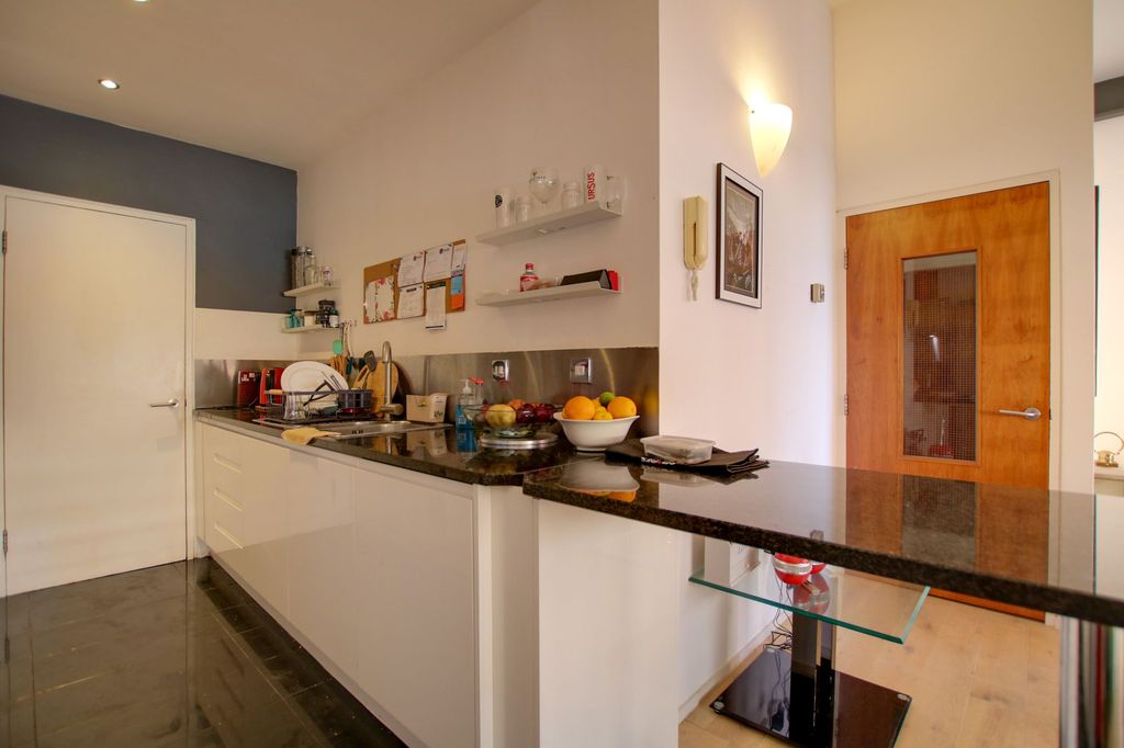 Additional image 5 of 3 bed flat for saleCharles Street, Leicester LE1