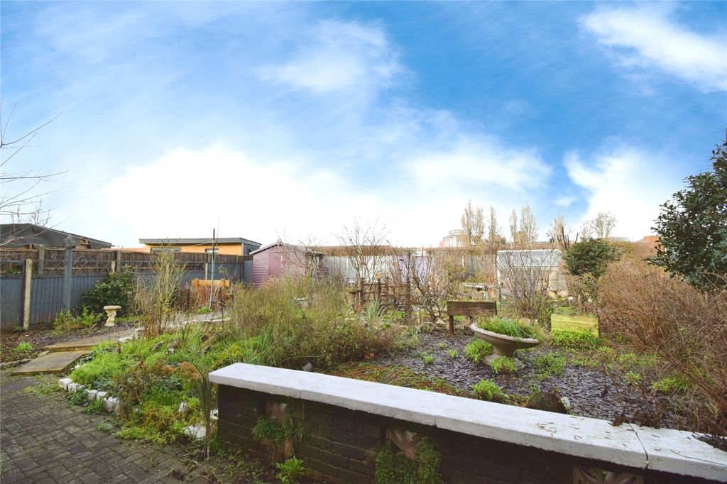 Additional image 18 of 3 bed semi-detached house for saleHazelwood Road, Wigston, Leicestershire LE18