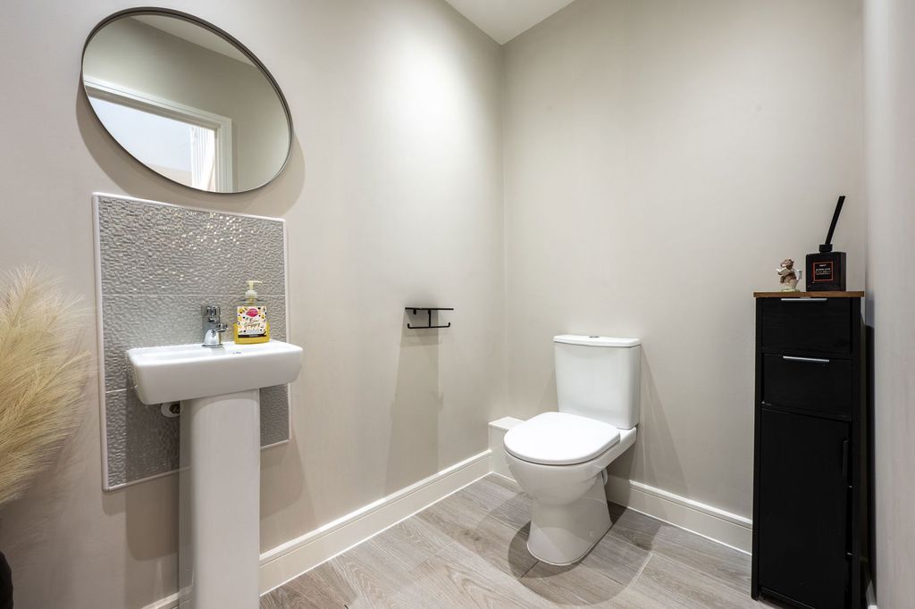 Additional image 16 of 5 bed detached house for saleMason Avenue, Lichfield WS14