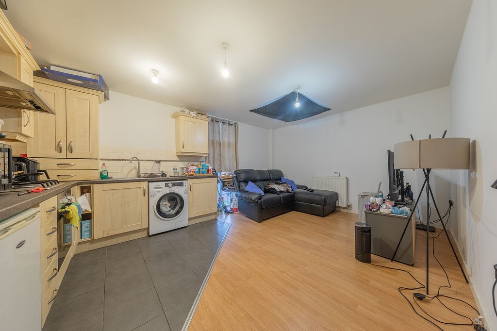 Additional image 4 of 2 bed flat for saleCaxton Court, Burton Upon Trent DE14