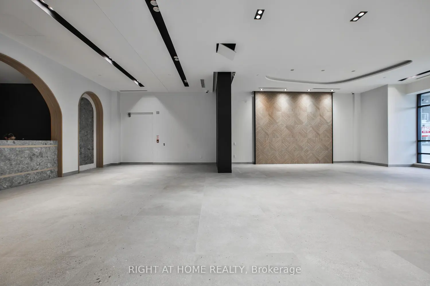 225 Malta Avenue 808 photo 3