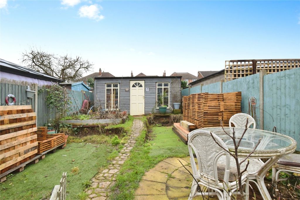 Additional image 21 of 3 bed semi-detached house for saleOadby Road, Wigston, Leicestershire LE18