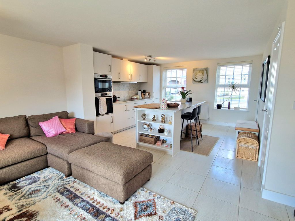 Additional image 5 of 3 bed semi-detached house for saleGrayling Road, Leicestershire, Market Harborough LE16