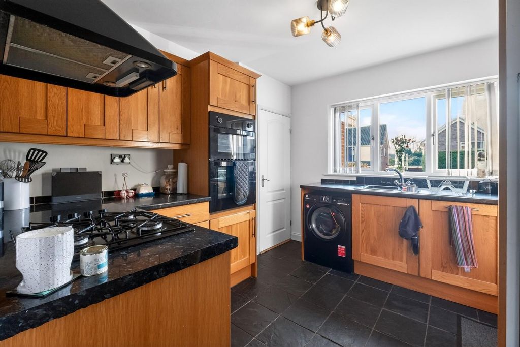 Additional image 7 of 4 bed detached house for saleCommon Road, Wombourne, Wolverhampton WV5