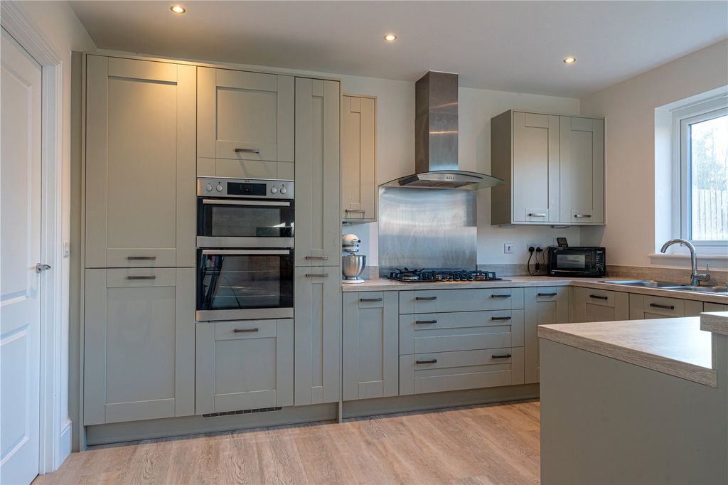 Additional image 3 of 4 bed detached house for saleHopton Close, Amington, Tamworth, Staffordshire B77