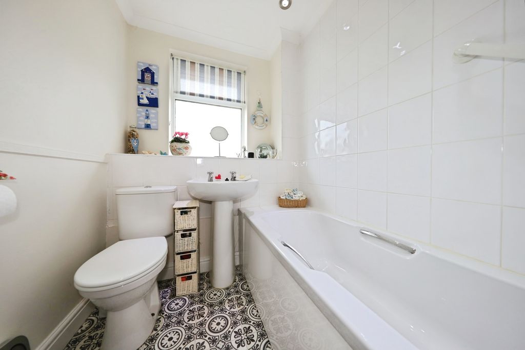 Additional image 8 of 2 bed semi-detached house for saleEgelwin Close, Perton Wolverhampton, Staffordshire WV6