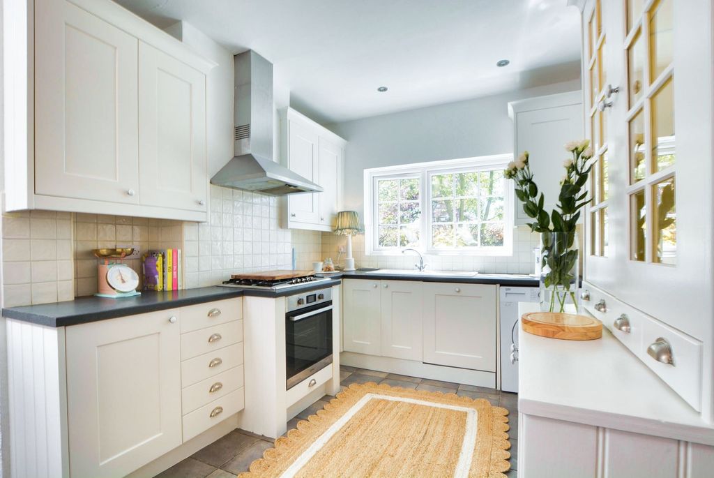 Additional image 12 of 4 bed detached house for saleGlenfield Road, Western Park, Leicester LE3