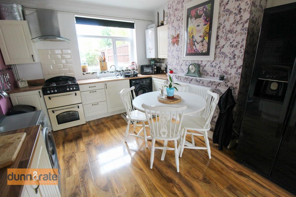 Additional image 4 of 4 bed semi-detached house for saleGordon Avenue, Sneyd Green, Stoke-On-Trent ST6