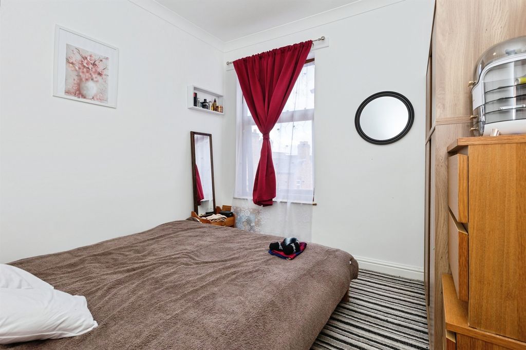 Additional image 13 of 4 bed terraced house for saleIngle Street, Leicester LE3