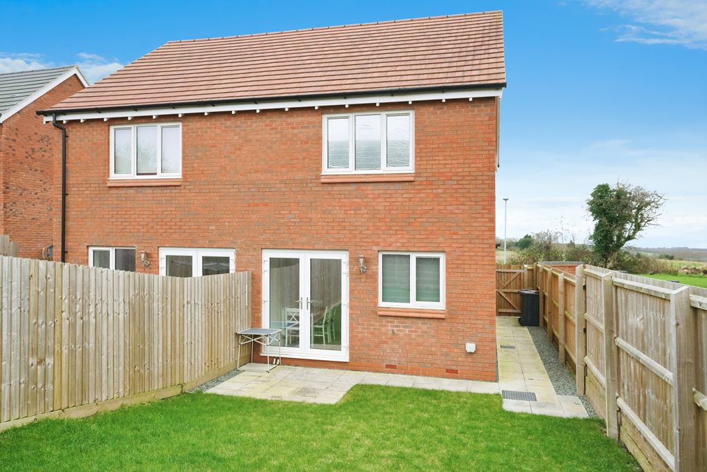 Additional image 18 of 2 bed semi-detached house for salePerkins Close, Coalville, Leicestershire LE67