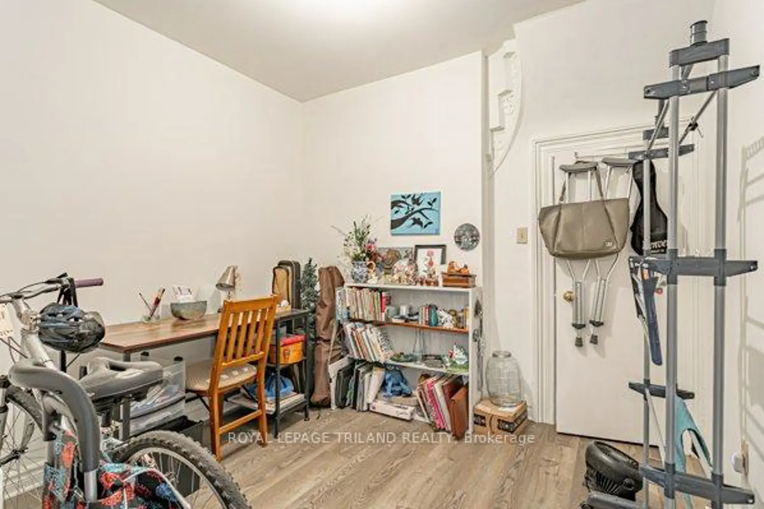 Additional image 10 of 848 Dundas Street