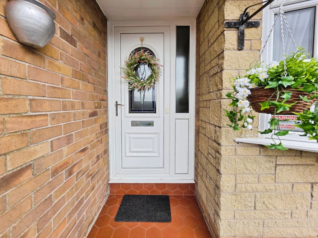 3 bed detached bungalow for salePennine Way, Biddulph, Staffordshire Moorlands ST8 photo 3