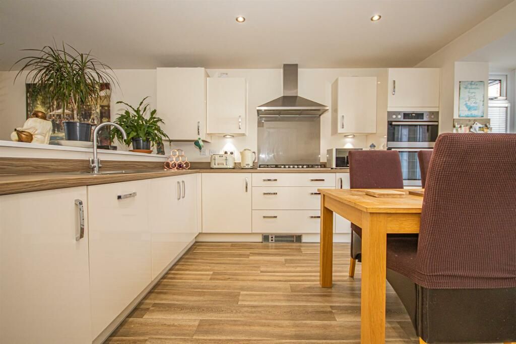 Additional image 2 of 4 bed detached house for saleEast Lawn Drive, Doveridge, Ashbourne DE6