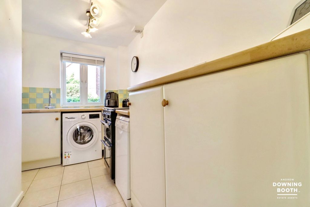 Additional image 7 of 2 bed end terrace house for saleWalnut Walk, Lichfield WS13