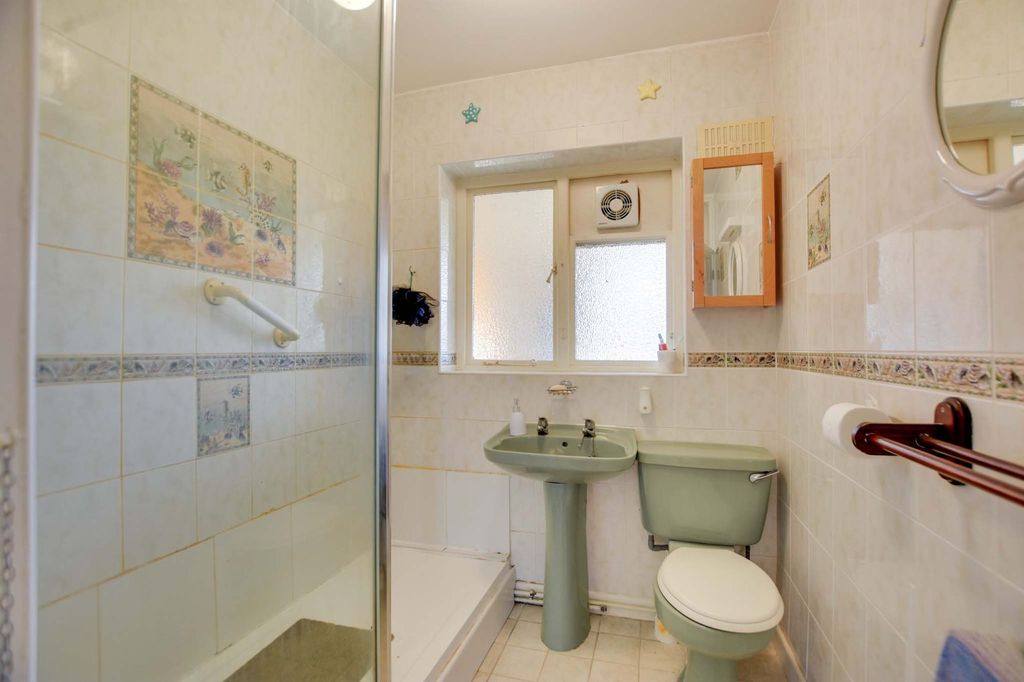 Additional image 10 of 2 bed semi-detached bungalow for saleDorset Avenue, South Wigston, Leicester LE18